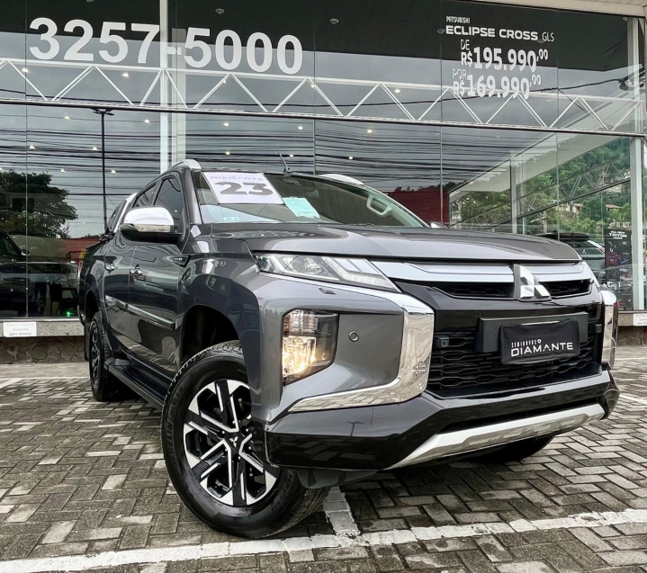 mitsubishi l200 triton 2.4 16v turbo diesel sport hpe cd 4p 4x4 automatico 2023