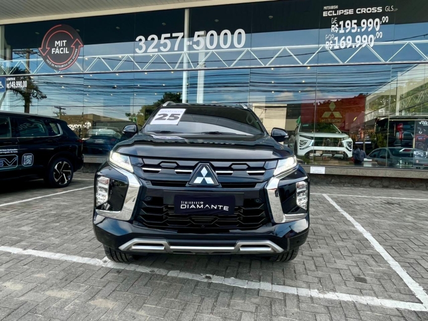 mitsubishi pajero sport 2.4 16v mivec turbo diesel legend black awd automatico 4p 20251