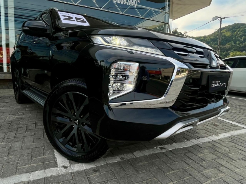mitsubishi pajero sport 2.4 16v mivec turbo diesel legend black awd automatico 4p 20252