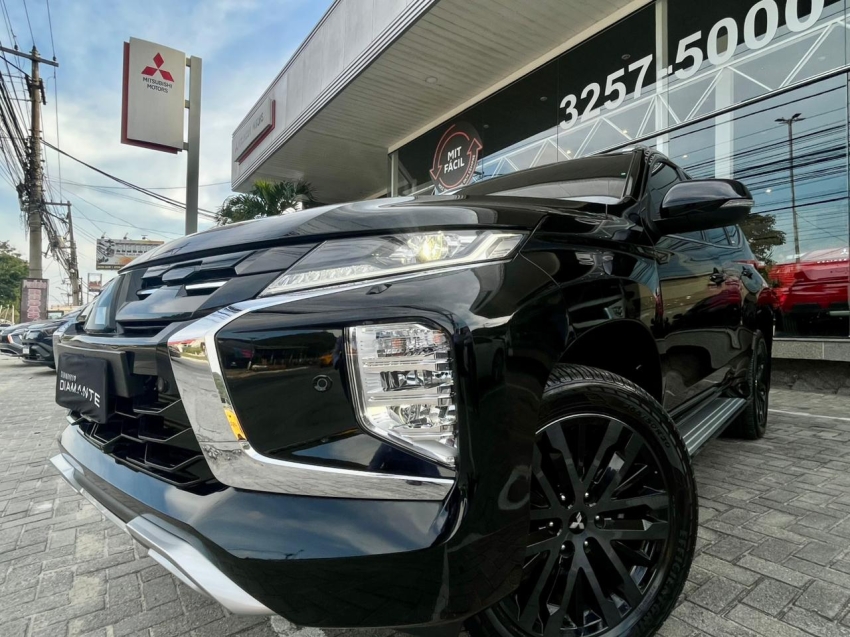mitsubishi pajero sport 2.4 16v mivec turbo diesel legend black awd automatico 4p 20254