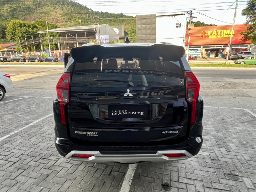 mitsubishi pajero sport 2.4 16v mivec turbo diesel legend black awd automatico 4p 202518