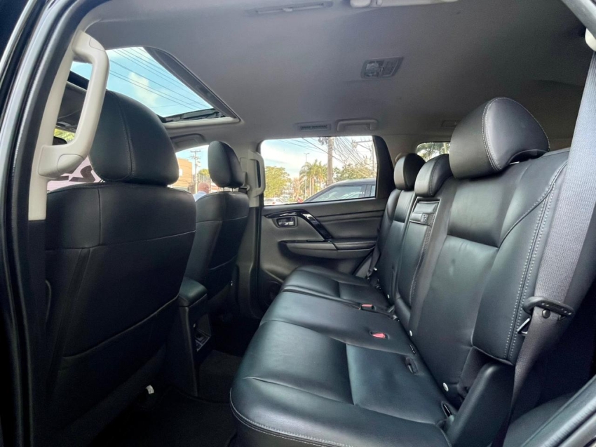 mitsubishi pajero sport 2.4 16v mivec turbo diesel legend black awd automatico 4p 202514