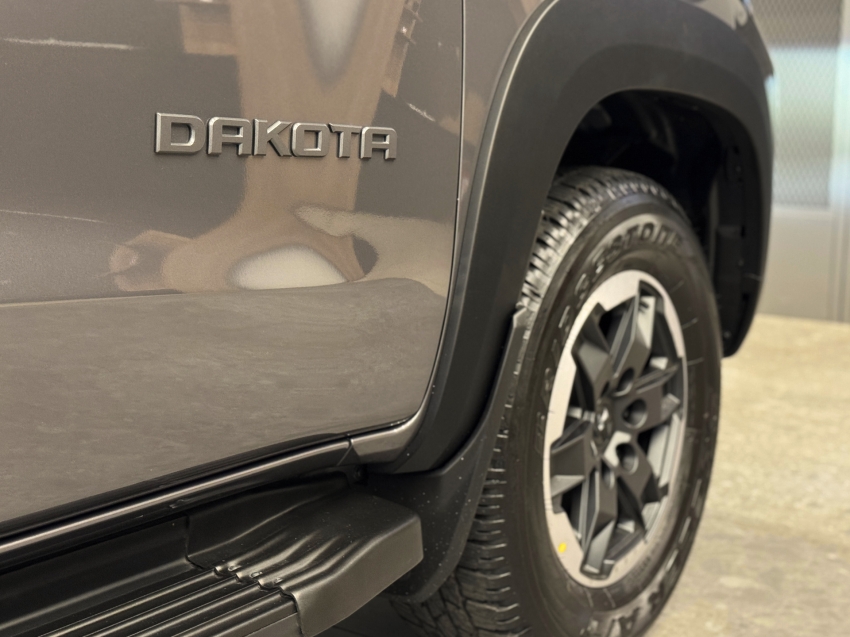 ram dakota 2.2 turbo diesel warlock 4x4 at 26/26 0km8