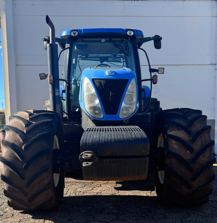 trator new holland t7 240