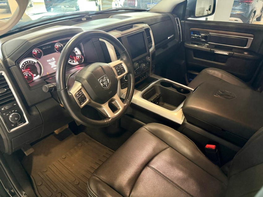 ram classic 5.7 v8 gasolina laramie cd 4x4 automatico 4p 20238