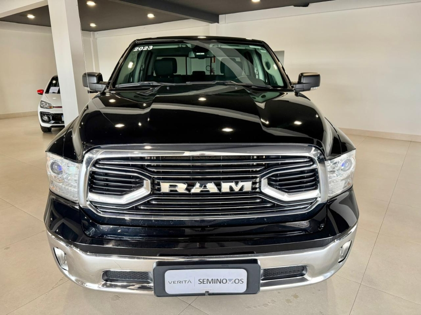 ram classic 5.7 v8 gasolina laramie cd 4x4 automatico 4p 20233