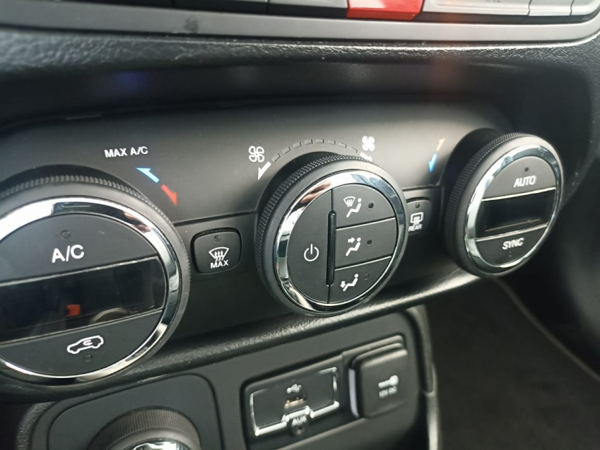 jeep renegade 2.0 16v turbo diesel longitude 4p 4x4 automatico 20189