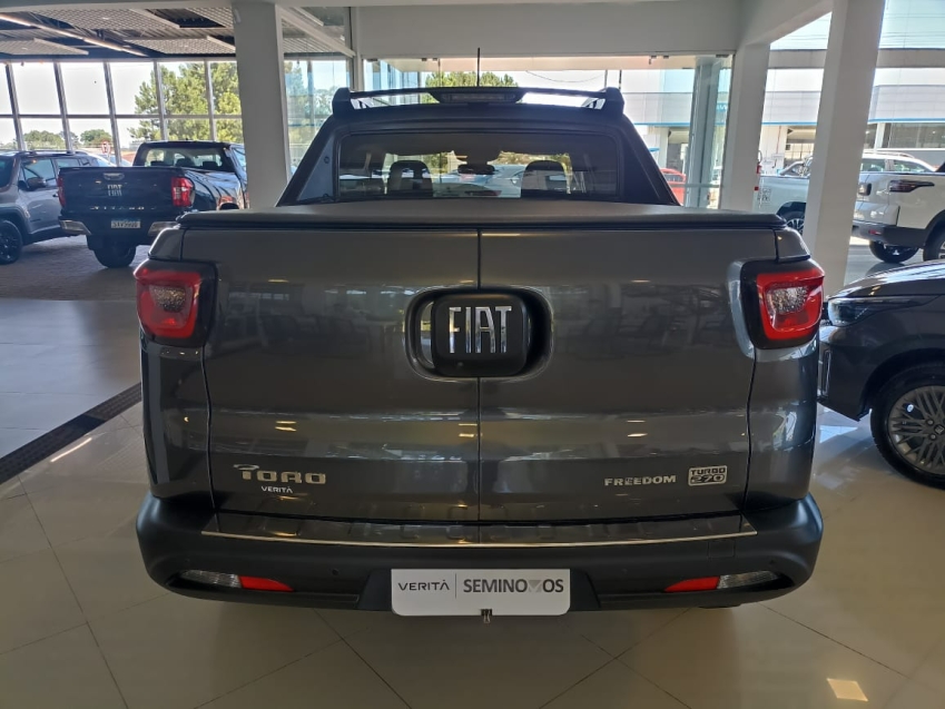 fiat toro 1.3 turbo 270 flex freedom at6 4p automatico 20223