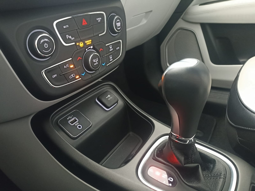 jeep compass 2.0 16v flex longitude automatico 4p 20216