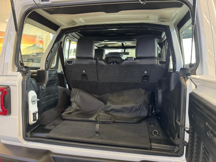 jeep wrangler 2.0 turbo gasolina rubicon 4p 4x4 at8 automatico 202125