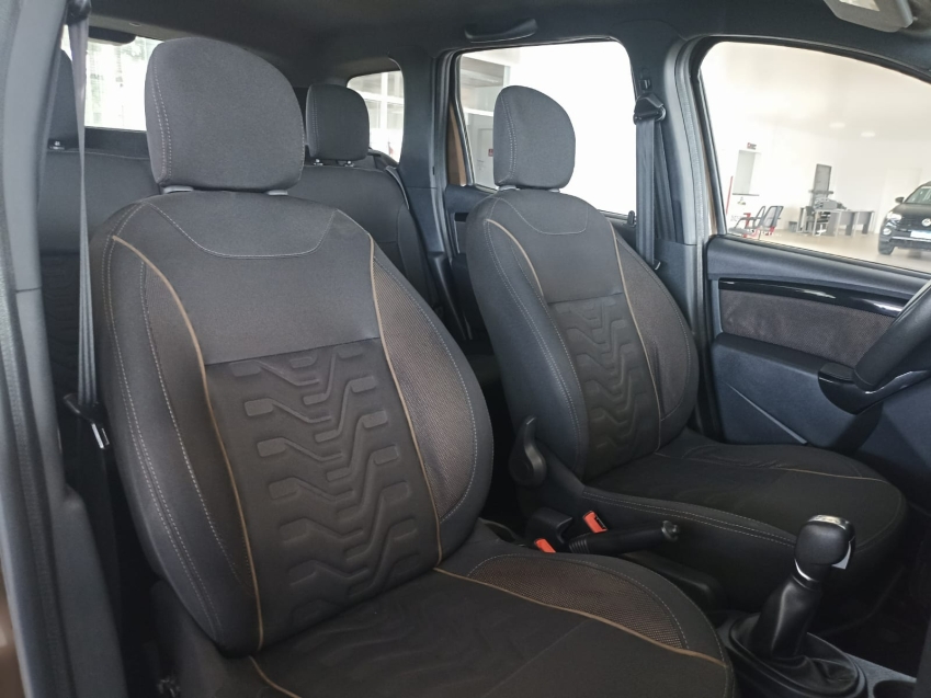 renault duster 2.0 dynamique 4x2 16v flex 4p automatico 20179