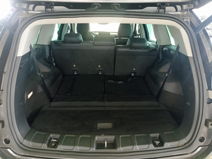 jeep commander 1.3 t270 turbo flex longitude at6 4p automatico 202511