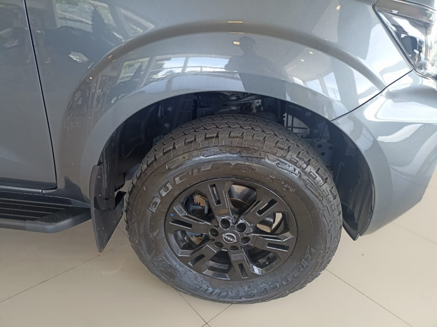 nissan frontier 2.3 16v turbo diesel attack cd 4x4 automatico 4p 202414