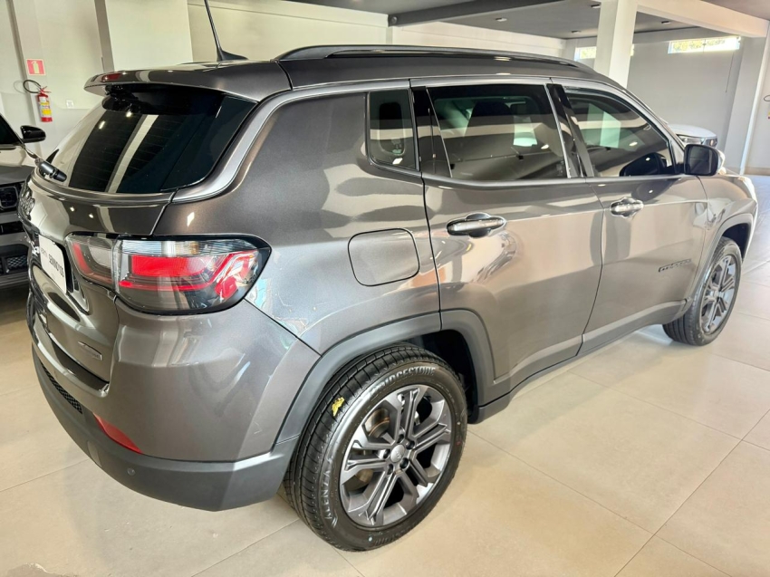 jeep compass 1.3 t270 turbo flex longitude at6 4p automatico 20262