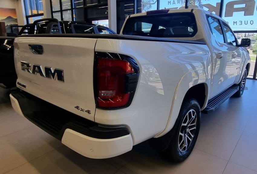 ram dakota 2.2 turbo diesel laramie 4x4 automatico 4p 20261
