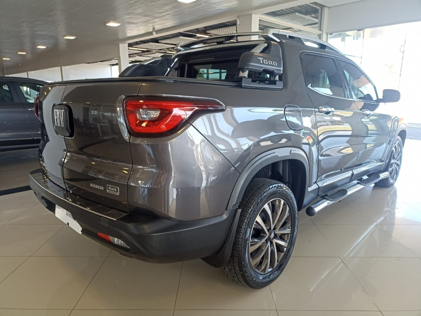 fiat toro 2.0 16v turbo diesel ranch 4wd at9 4p automatico 20233