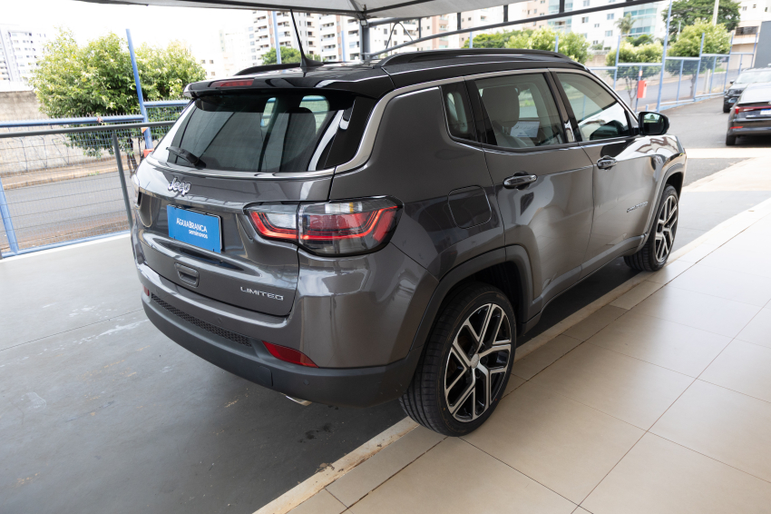 JEEP COMPASS 1.3 T270 TURBO FLEX LIMITED AT6 10