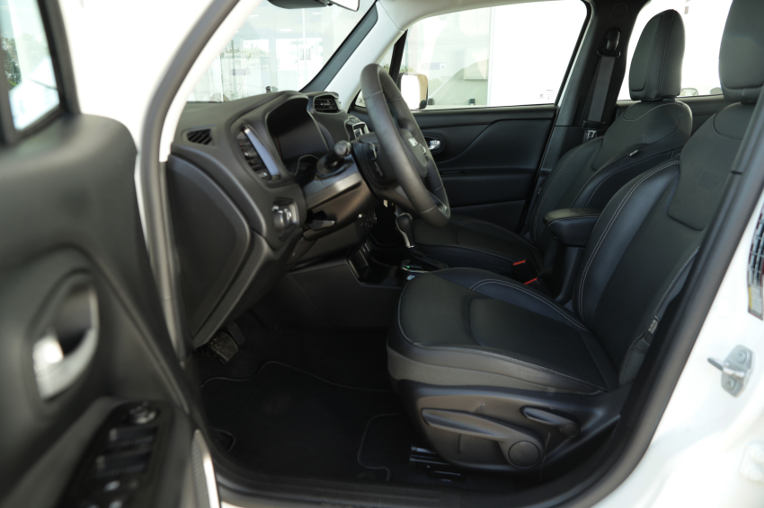 JEEP RENEGADE 1.3 T270 TURBO FLEX LONGITUDE AT6 20