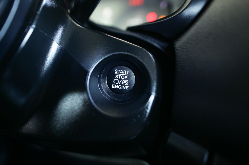 JEEP RENEGADE 1.3 T270 TURBO FLEX SAHARA AT6 21