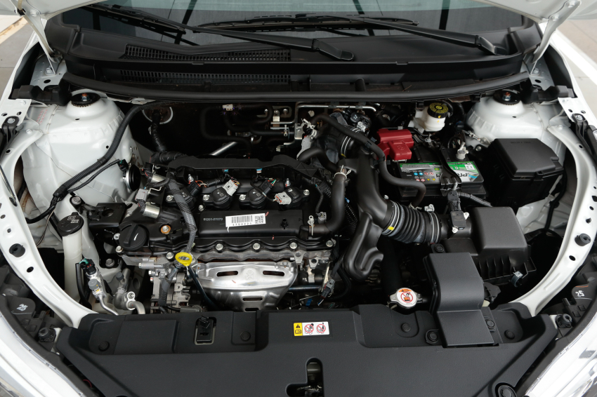 Toyota YARIS 1.5 16V FLEX SEDAN XS MULTIDRIVE 6