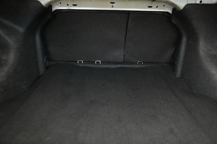 Toyota YARIS 1.5 16V FLEX SEDAN XS MULTIDRIVE 12