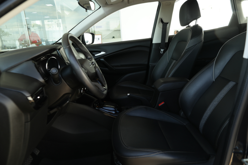 Chevrolet TRACKER 1.0 TURBO FLEX MIDNIGHT AUTOMÁTICO 20