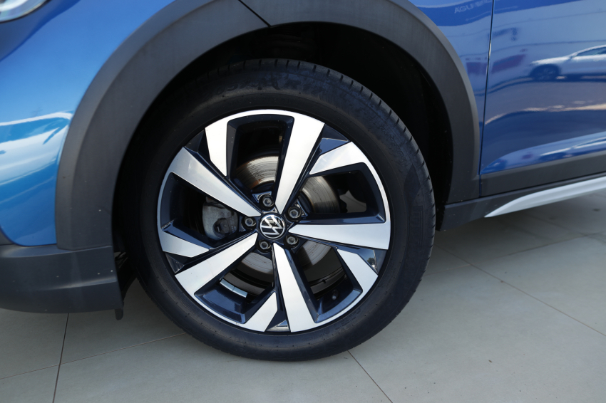 Volkswagen NIVUS 1.0 200 TSI TOTAL FLEX HIGHLINE AUTOMÁTICO 4