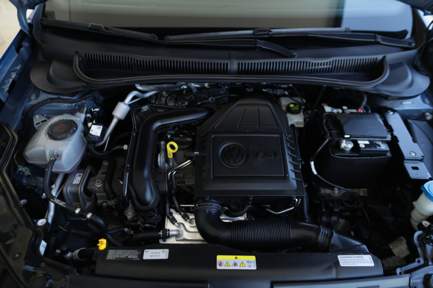 Volkswagen NIVUS 1.0 200 TSI TOTAL FLEX HIGHLINE AUTOMÁTICO 6
