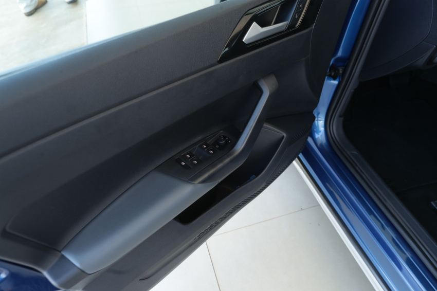 Volkswagen NIVUS 1.0 200 TSI TOTAL FLEX HIGHLINE AUTOMÁTICO 21
