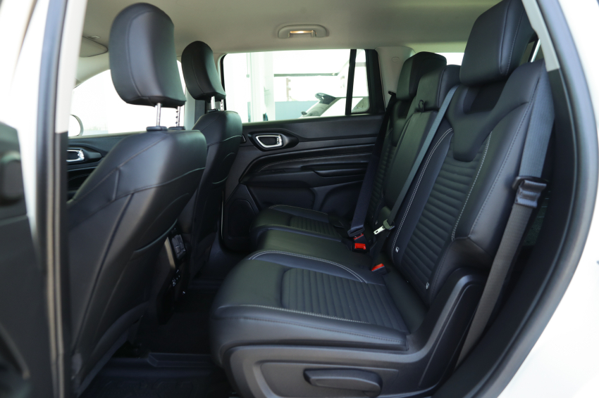 JEEP COMMANDER 1.3 T270 TURBO FLEX LIMITED AT6 21