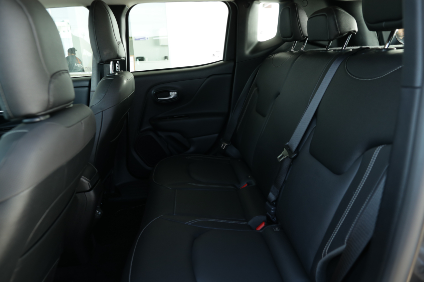 JEEP RENEGADE 1.3 T270 TURBO FLEX LONGITUDE AT6 20