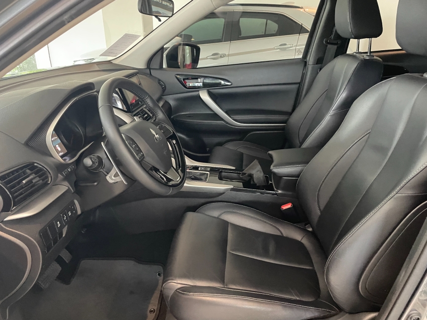 mitsubishi eclipse cross 1.5 mivec turbo gasolina hpe cvt 2024