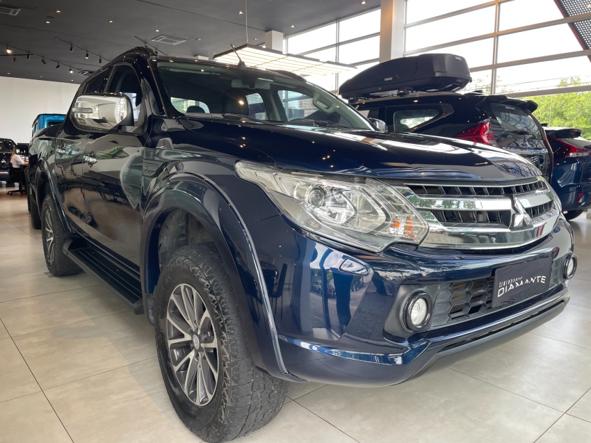 mitsubishi l200 triton 2.4 16v turbo diesel sport hpe-s cd 4p 4x4 automatico 2020