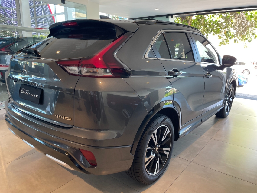 mitsubishi eclipse cross 1.5 mivec turbo gasolina hpe-s s-awc cvt 4p automatico 2025
