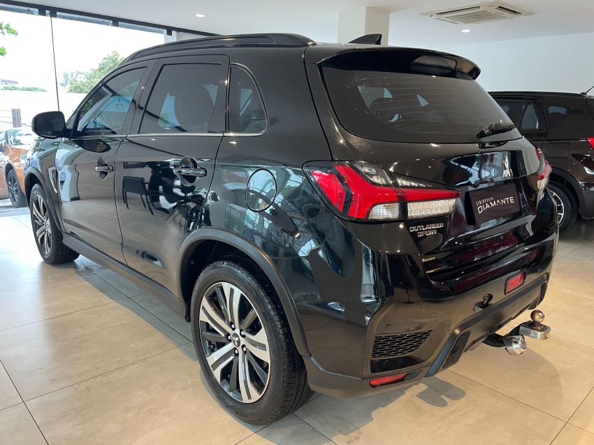mitsubishi outlander sport 2.0 mivec flex hpe automatico 4p 2021