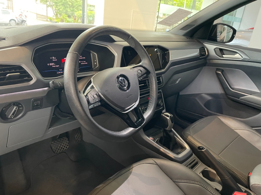 volkswagen t-cross 1.0 200 tsi total flex comfortline automatico 4p 2021