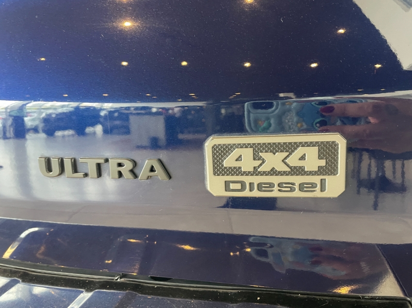 fiat toro 2.0 16v turbo diesel ultra 4wd at9 4p automatico 2023