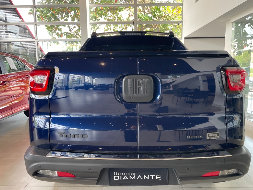 fiat toro 2.0 16v turbo diesel ultra 4wd at9 4p automatico 2023