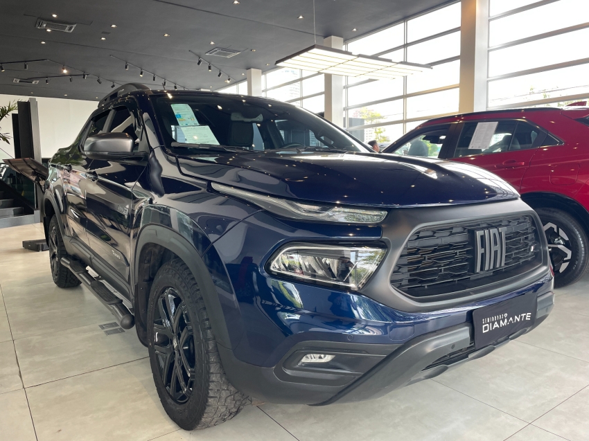 fiat toro 2.0 16v turbo diesel ultra 4wd at9 4p automatico 2023