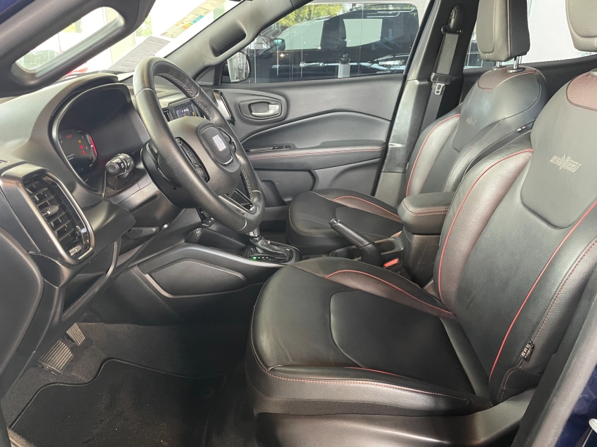 fiat toro 2.0 16v turbo diesel ultra 4wd at9 4p automatico 2023