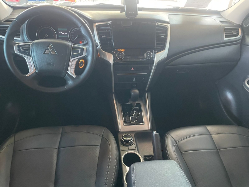 mitsubishi l200 triton 2.4 16v turbo diesel sport gls cd 4p 4x4 automatico 20235