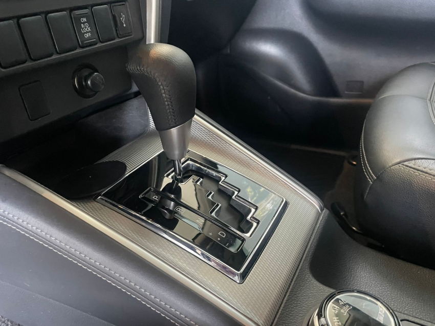 mitsubishi l200 triton 2.4 16v turbo diesel sport gls cd 4p 4x4 automatico 20238