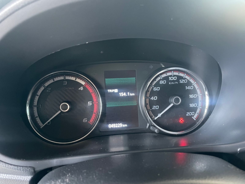 mitsubishi l200 triton 2.4 16v turbo diesel sport gls cd 4p 4x4 automatico 202310