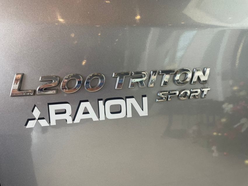 mitsubishi l200 triton 2.4 16v turbo diesel sport gls cd 4p 4x4 automatico 20237