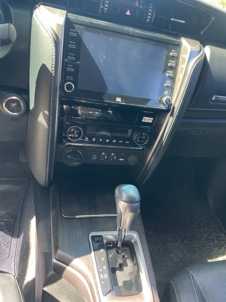 toyota hilux sw4 2.8 d-4d turbo diesel srx 7l 4x4 automatico 4p 2022