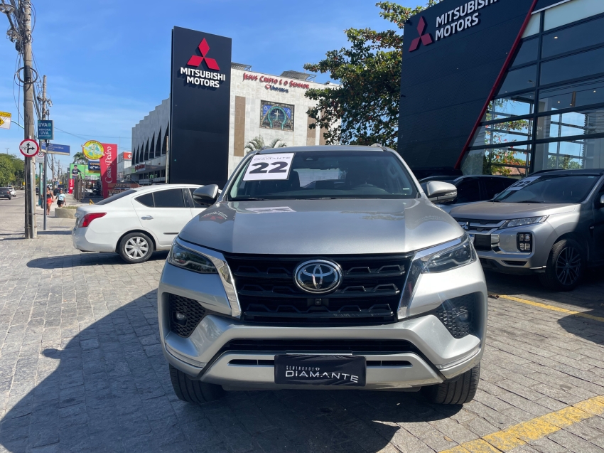 toyota hilux sw4 2.8 d-4d turbo diesel srx 7l 4x4 automatico 4p 2022