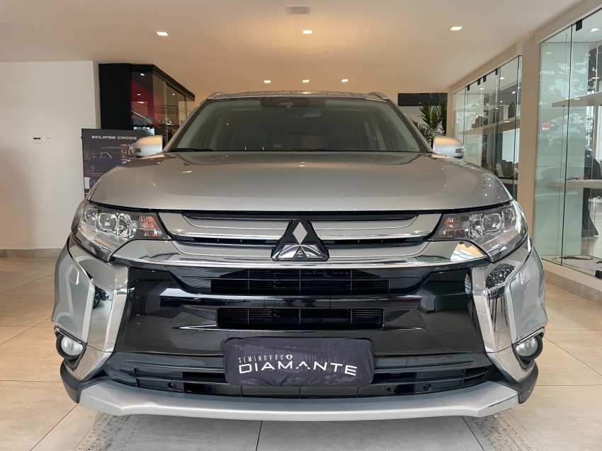 mitsubishi outlander 3.0 gt 4x4 v6 24v gasolina 4p automatico 2018