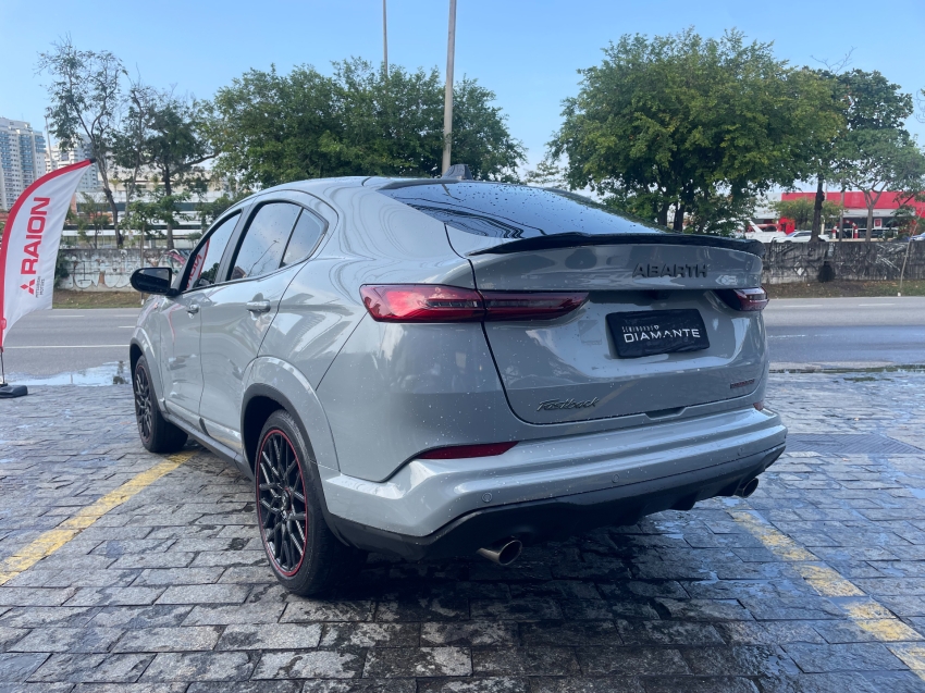 fiat fastback 1.3 turbo 270 flex abarth at6 4p automatico 2024
