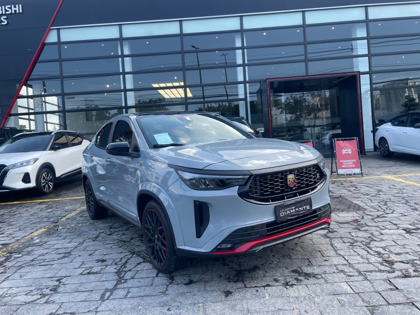 fiat fastback 1.3 turbo 270 flex abarth at6 4p automatico 2024