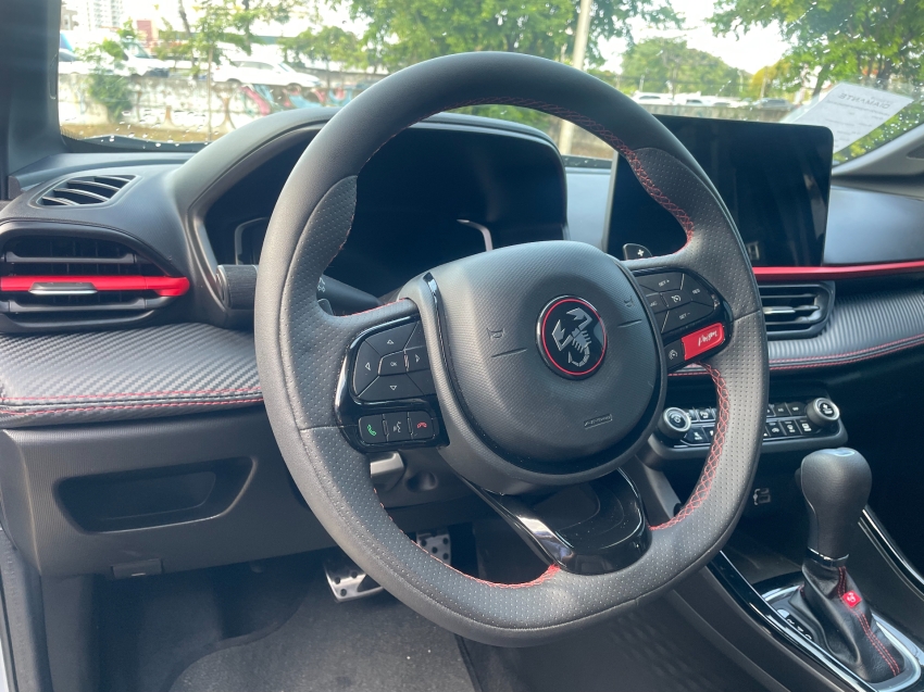 fiat fastback 1.3 turbo 270 flex abarth at6 4p automatico 2024